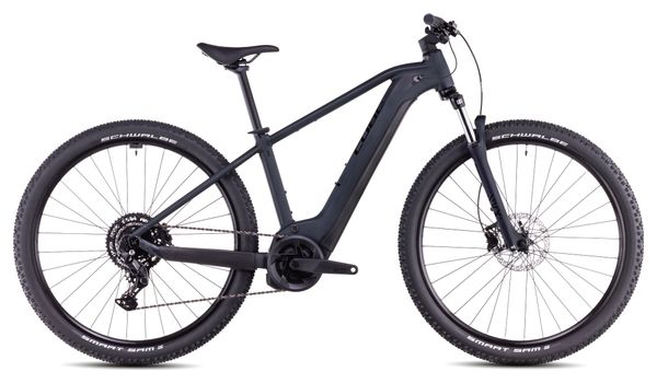 découvrez le maillot vtt cube edge ls, conçu pour la performance et le confort lors de vos sorties tout-terrain. respirant, léger et résistant, il accompagne parfaitement vos aventures en vtt.