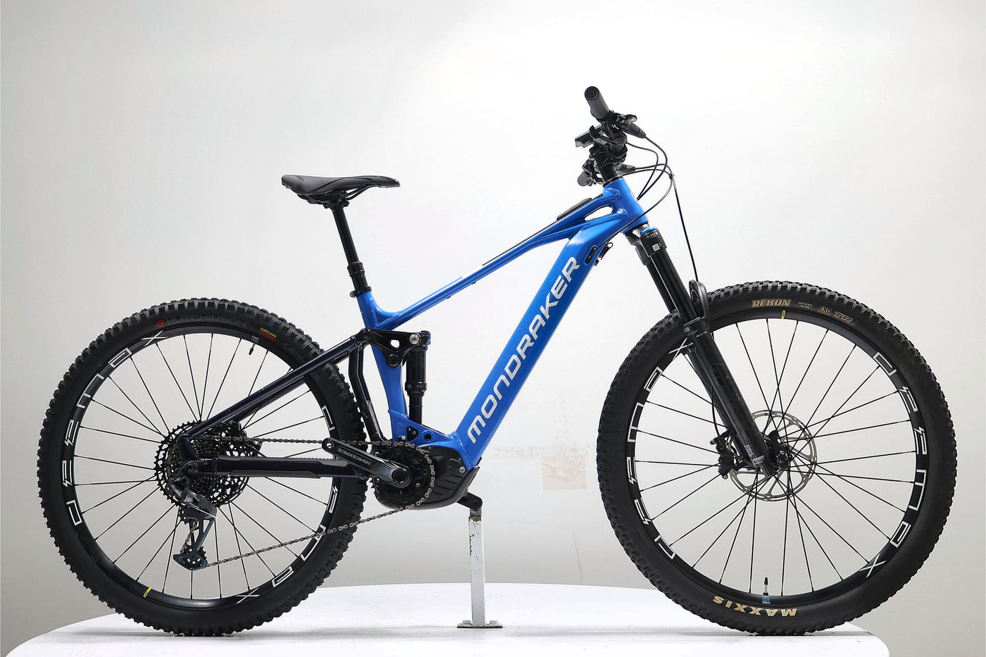 découvrez le mondraker chaser, le meilleur vtt électrique alliant puissance, performance et design pour des aventures tout-terrain inoubliables.