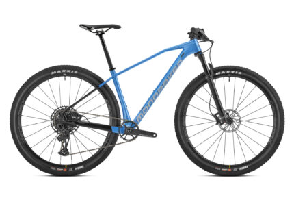 découvrez le mondraker chaser, un vtt électrique performant alliant puissance, autonomie et design innovant pour des aventures tout-terrain inoubliables.