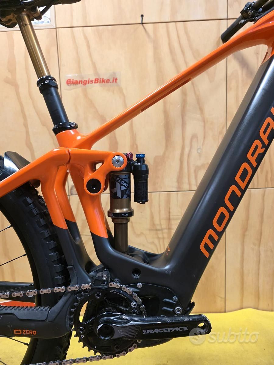 découvrez le mondraker crafty r 2022, un vtt électrique performant alliant puissance, autonomie et technologie avancée pour des aventures tout-terrain inoubliables.