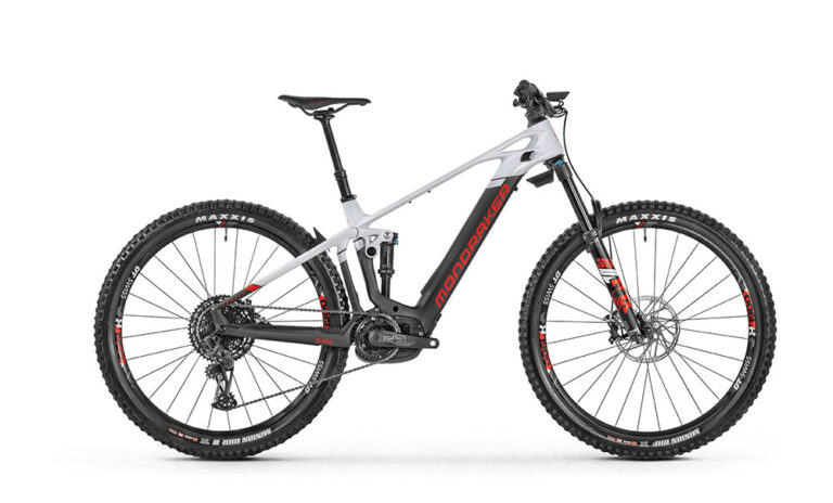 découvrez le mondraker crafty r 2022, un vtt électrique performant alliant puissance, agilité et technologie avancée pour des aventures tout-terrain inoubliables.