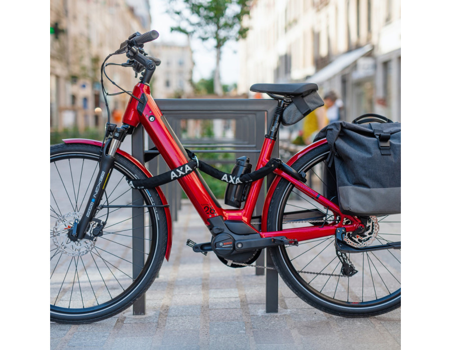 découvrez le vélo électrique moustache open 500 wh, alliant performance et confort pour des trajets faciles et agréables. idéal pour vos déplacements urbains et vos balades.