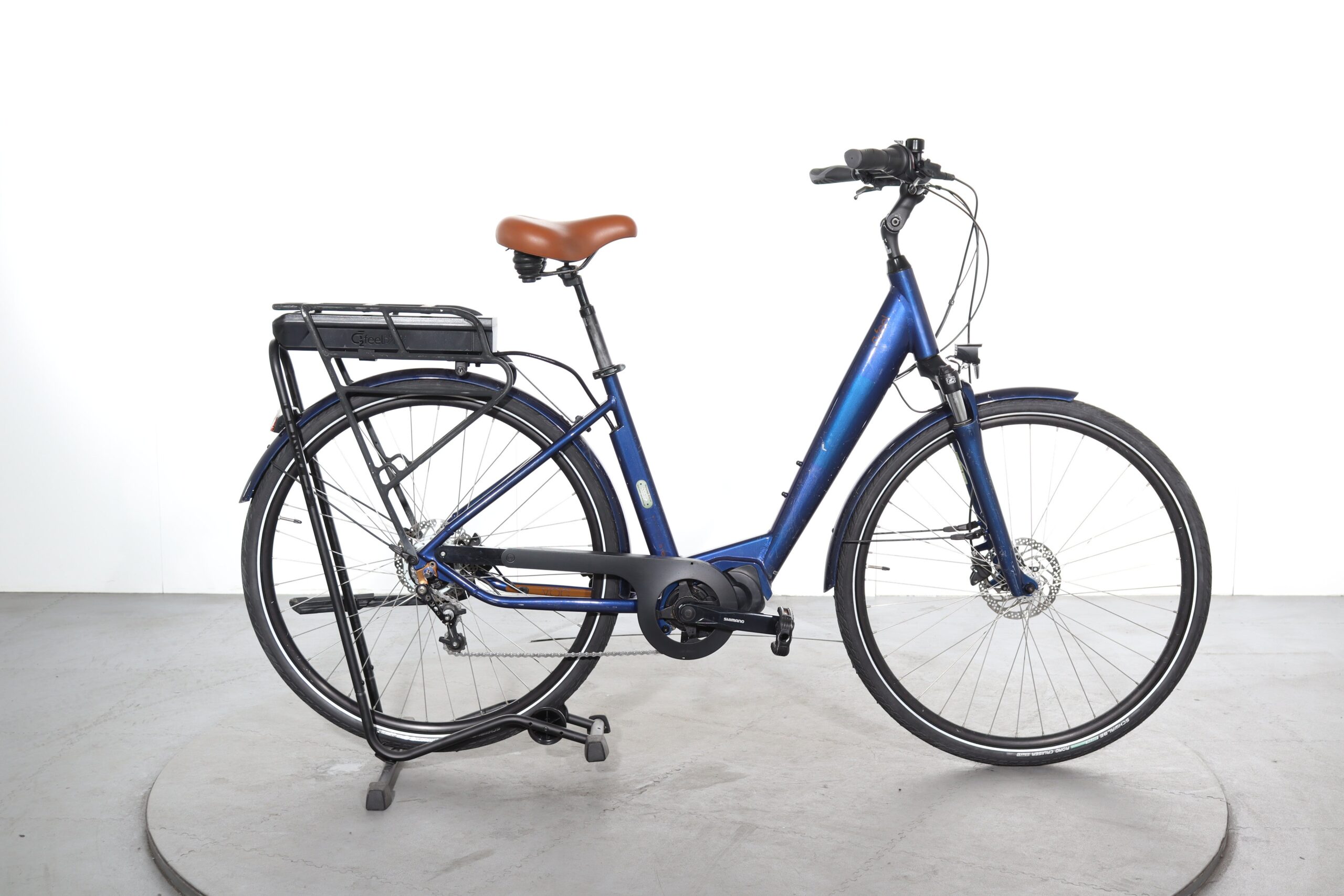 découvrez le vélo électrique o2feel iswan city up 5 1 540 wh, alliant puissance et autonomie pour vos déplacements urbains en toute simplicité et confort.