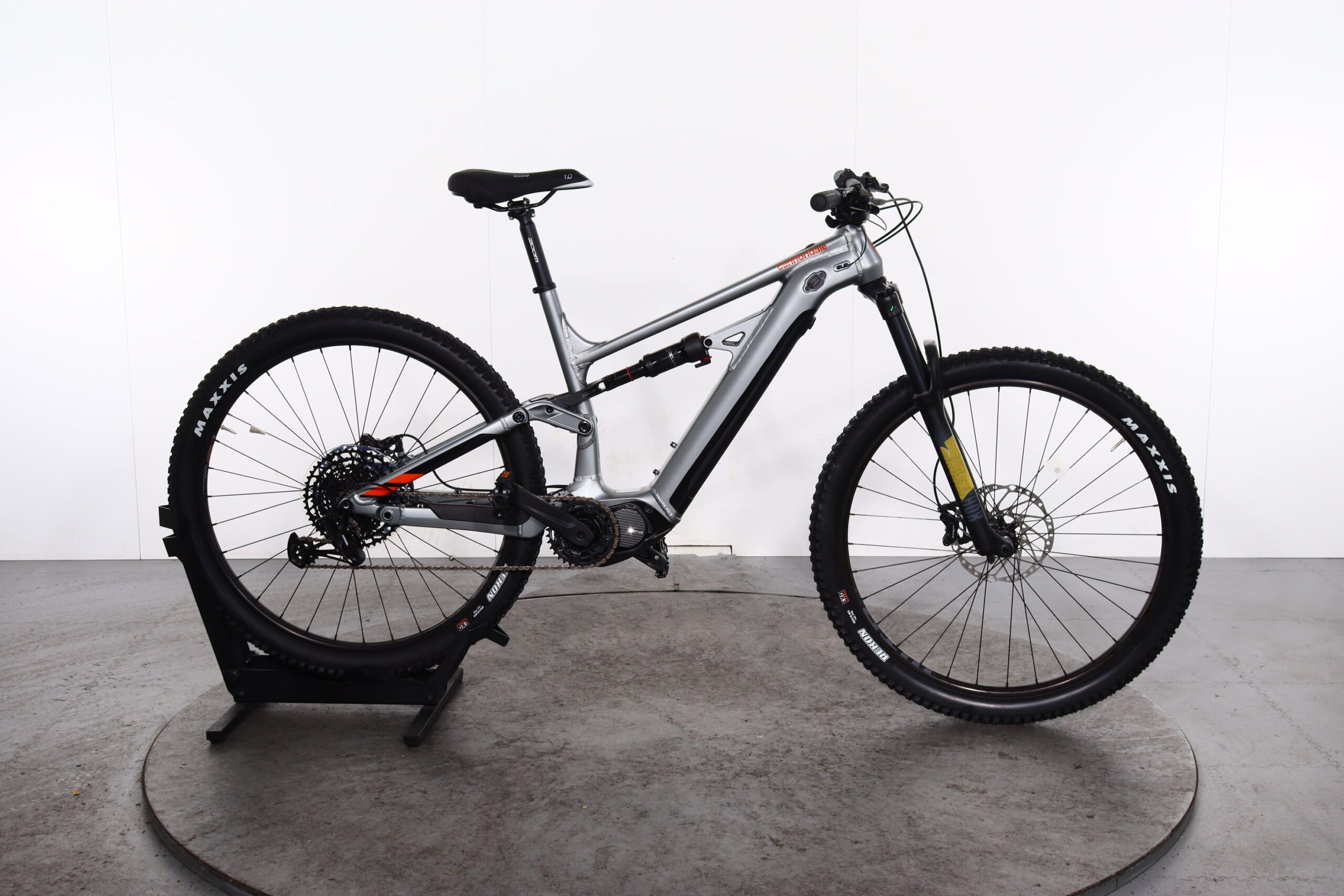 découvrez les avantages du vélo tout terrain électrique et bénéficiez de conseils pratiques pour choisir, utiliser et entretenir votre vtt électrique en toute sérénité.