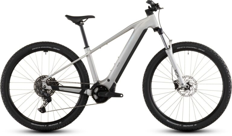 découvrez le vtt électrique cube reaction hybrid 500 wh alliant puissance et autonomie pour des aventures tout-terrain inégalées.