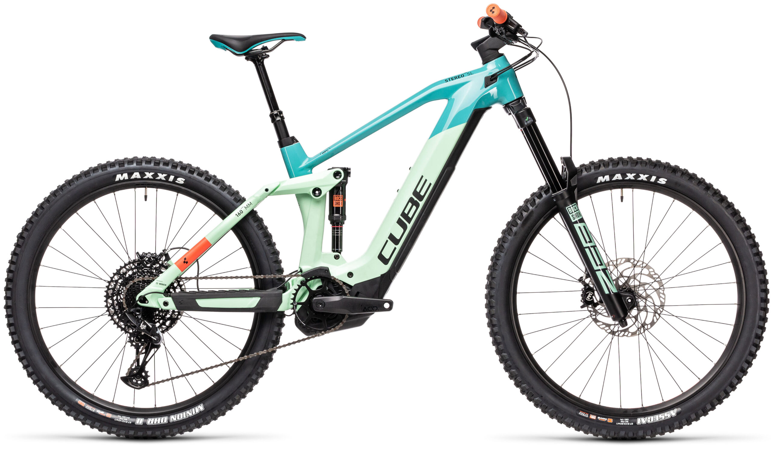 découvrez le vtt électrique cube reaction hybrid 625 wh, alliant puissance et autonomie pour des aventures tout-terrain inégalées. parfait pour les passionnés de nature et de sensations fortes.