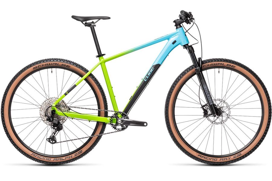 découvrez le vtt électrique cube reaction hybrid 625 wh, alliant puissance, autonomie et performance pour des aventures tout-terrain inégalées.