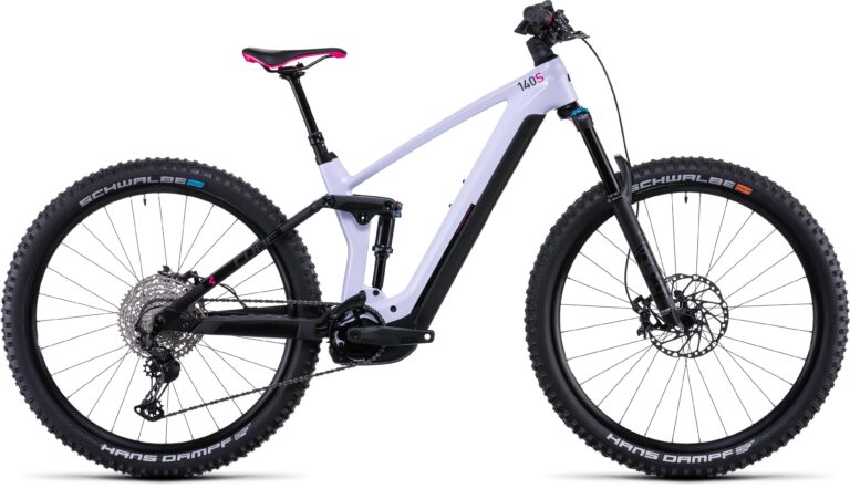 découvrez le vtt électrique cube stereo hybrid 140 hpc race 750 : performance, puissance et technologie pour une expérience de trail exceptionnelle en toute confiance.