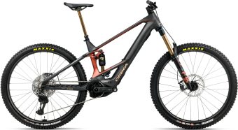 découvrez le vtt électrique cube stereo hybrid 160 hpc tm 750 édition 2026, alliant performance, autonomie et technologie de pointe pour une expérience tout-terrain exceptionnelle.