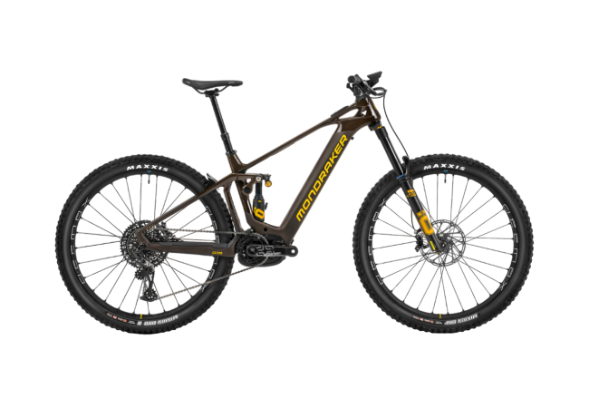 découvrez le vtt électrique mondraker crafty se, alliant performance, technologie avancée et design innovant pour des aventures tout-terrain inoubliables.