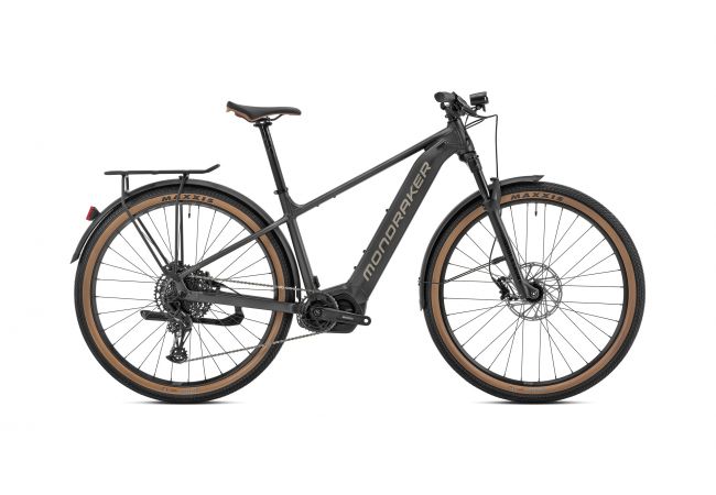 découvrez le vtt électrique mondraker thundra 29, alliant performances exceptionnelles et caractéristiques innovantes pour une expérience tout-terrain inégalée.