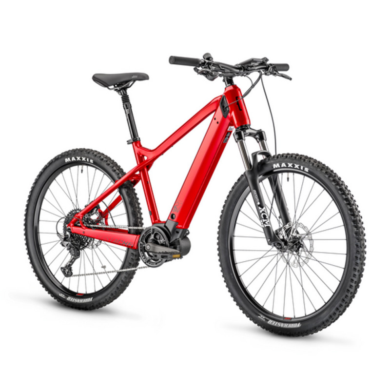 découvrez le vtt électrique moustache j off équipé d'un porte-bagage pratique, idéal pour vos aventures tout-terrain avec confort et polyvalence.